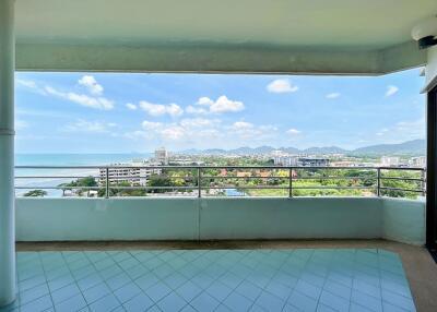 Palm Pavilion: 2 Bedroom Sea View Condo