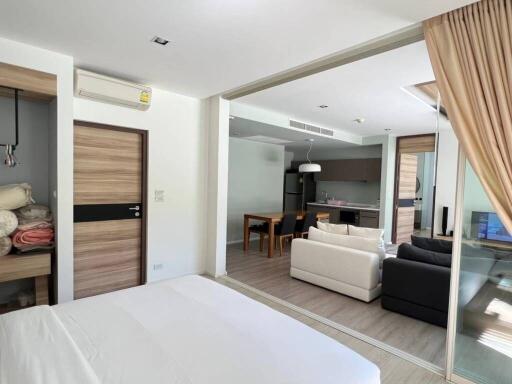 Wan Vayla: Luxury 2 Bed Beachfront Condo