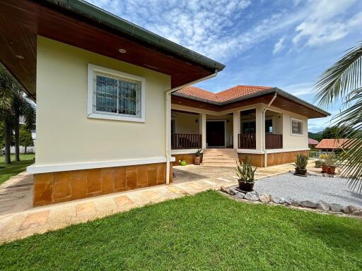 Standalone 3 Bed Villa In Khao Tao on 2 Rai Land Plot