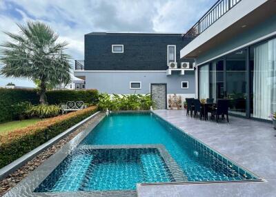 Narada: Two Storey Pool Villa