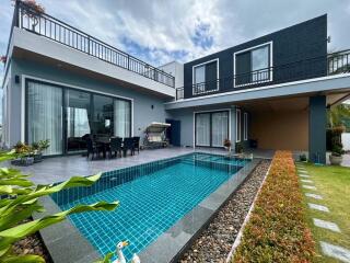 Narada: Two Storey Pool Villa