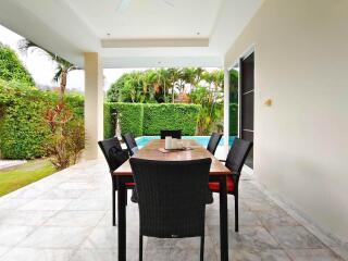 Red Mountain Waterside: Modern 3 Bed Pool Villa