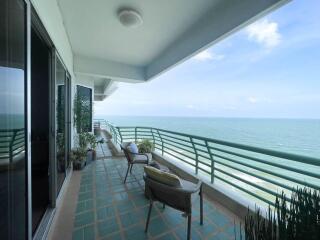 Adamas: Sea View 3 Bedroom Beachfront Condo