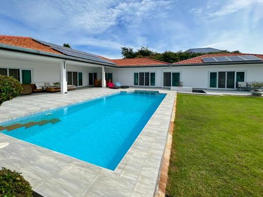 5 Bedroom Pool Villa in Khao Tao