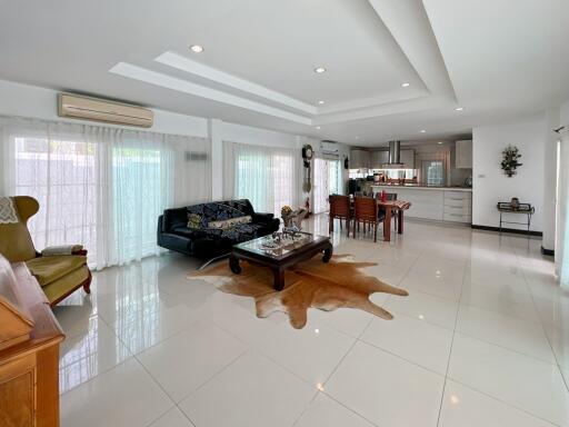 5 Bedroom Pool Villa in Khao Tao