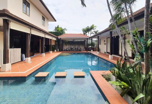 Modern Balinese Style 5 Bedroom Pool Villa