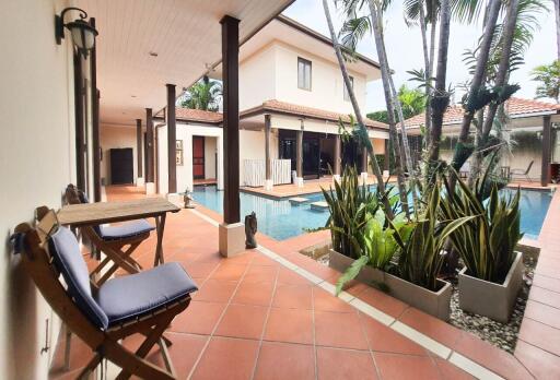 Modern Balinese Style 5 Bedroom Pool Villa