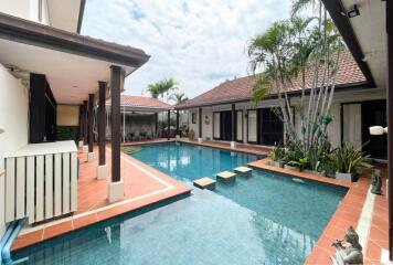 Modern Balinese Style 5 Bedroom Pool Villa