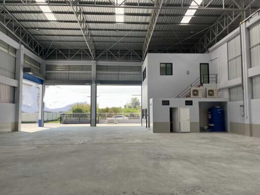 For Rent Pathum Thani Warehouse Kanchanaphisek Khlong Luang