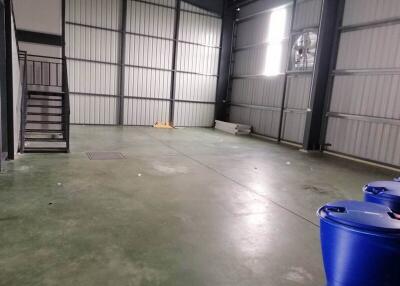 Sale / Rent Pathum Thani Warehouse Lam Luk Ka Lam Luk Ka