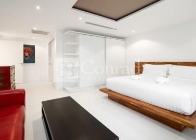 160 Sqm., 3 Beds, 3 Baths Condo listed for ฿ 16,500,000.