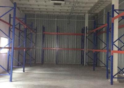 For Rent Nonthaburi Warehouse with Office Ngamwongwan Road Mueang Nonthaburi