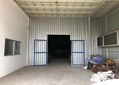 For Rent Nonthaburi Warehouse with Office Ngamwongwan Road Mueang Nonthaburi