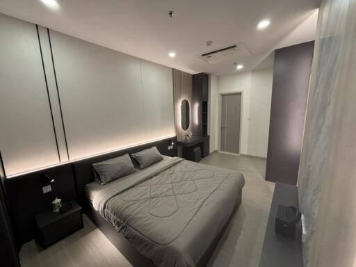 Modern bedroom with contemporary design