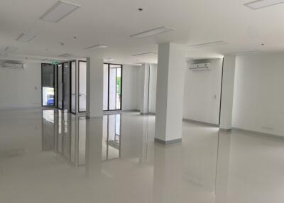 For Rent Chachoengsao Warehouse Bang Na-Trat Bang Pakong