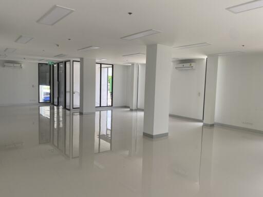 For Rent Chachoengsao Warehouse Bang Na-Trat Bang Pakong