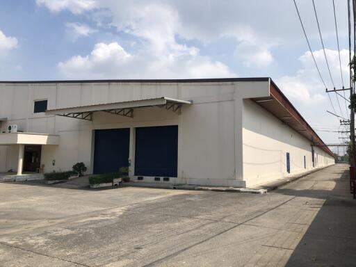 For Rent Pathum Thani Warehouse Phaholyothin Road Lam Luk Ka