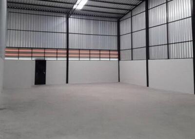 For Rent Pathum Thani Warehouse Lam Luk Ka