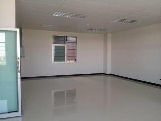 For Rent Samut Prakan Warehouse Bang Na-Trat Road Bang Phli