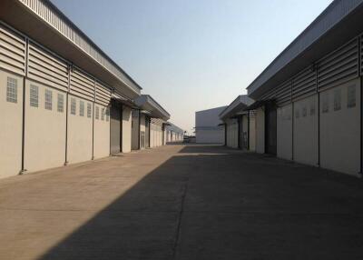 For Rent Warehouse Nonthaburi Bang Bua Thong - Suphan Buri 	Bang Bua Thong