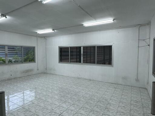 For Rent Samut Prakan Warehouse Phraeksa Road Mueang Samut Prakan