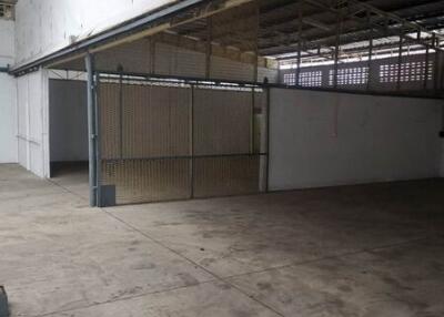 For Rent Bangkok Warehouse On Nut Suan Luang