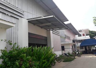 For Sale and Rent Pathum Thani Warehouse Khlong Luang