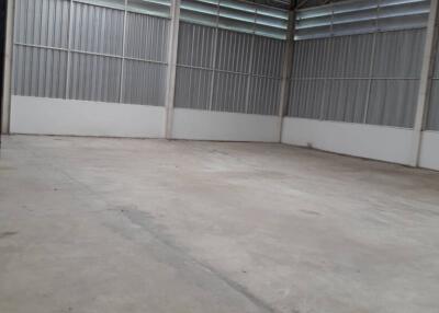 For Sale and Rent Pathum Thani Warehouse Khlong Luang