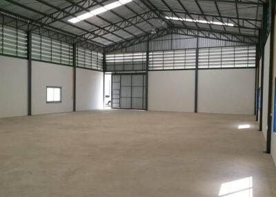 For Rent Pathum Thani Warehouse Lam Luk Ka