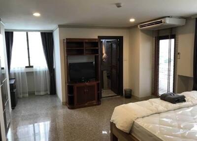 Spacious bedroom with modern amenities