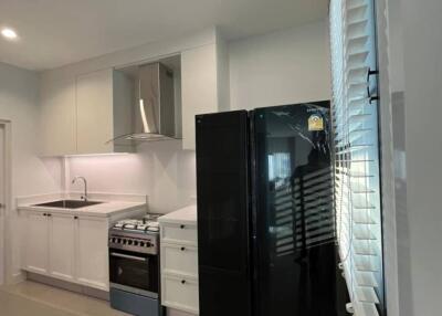 3 Bed 4 Bath 184 SQ.M Grande Pleno Sukhumvit-Bangna