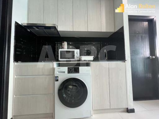 1 Bed 1 Bath in Pratumnak ABPC0091