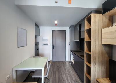 Modern kitchenette with dining area