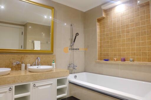 2 bedroom Condo in Nova Atrium Pattaya