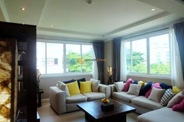 2 bedroom Condo in Nova Atrium Pattaya