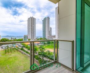 For salel! New room with direct sea view: The Riviera Wong Amat 1 Bed 1 Bath 35 sqm. On the 6th floor