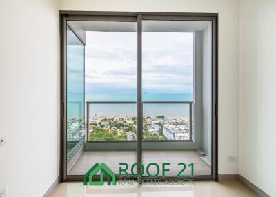 For sale! New room with Sea view in Modern condominium: The Riviera Jomtien 1 Bed 1 bath 35 Sqm. On 33Rd floor / S-0854