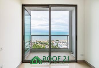 For sale! New room with Sea view in Modern condominium: The Riviera Jomtien 1 Bed 1 bath 35 Sqm. On 33Rd floor