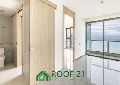 For sale! New room with Sea view in Modern condominium: The Riviera Jomtien 1 Bed 1 bath 35 Sqm. On 33Rd floor