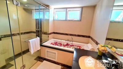 3-BR Apt. near BTS Phrom Phong