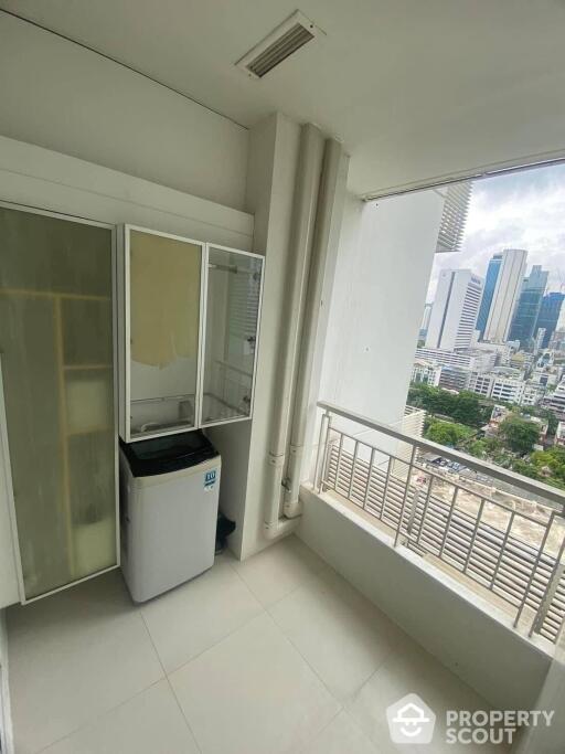 1-BR Condo at Ivy Sathorn 10 near BTS Saint Louis