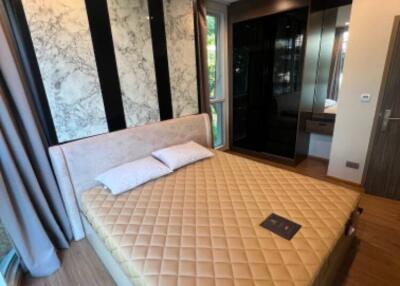 2-BR Condo at Q Prasarnmit near MRT Phetchaburi