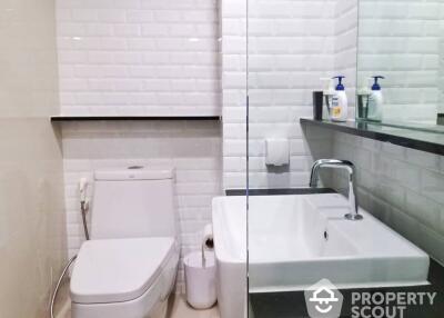 1-BR Condo at Wish Signature Midtown Siam near BTS Ratchathewi