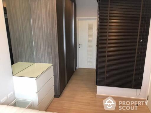 1-BR Condo at Urbano Absolute near BTS Krung Thon Buri