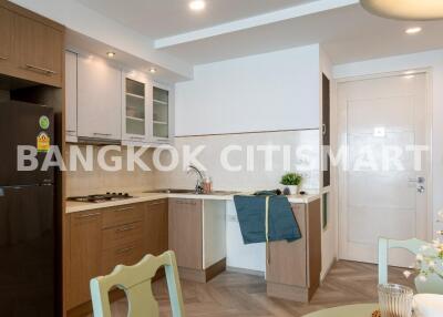 Condo at The Bangkok Condo (Suk61) for sale