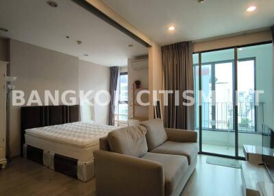 Condo at Ideo Q Chula-Samyan for sale