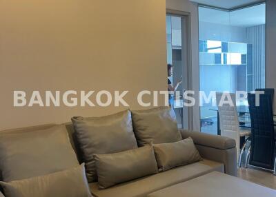 Condo at The Room Rama IV for rent