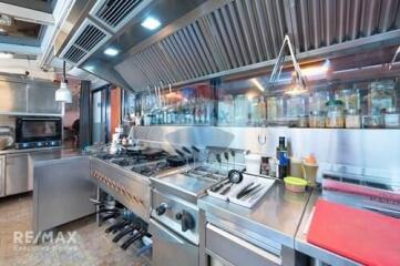 Authentic Italian Restaurant in Prime Location for Sale in Bangkok