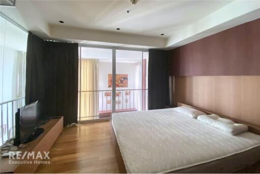 For Rent: 1 Bedroom Duplex at The Emporio Place - BTS Phrom Phong 14 Mins Walk