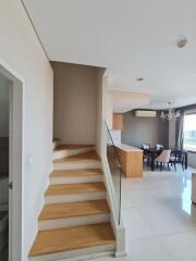 For Sale Bangkok Condo Villa Asoke New Phetchaburi MRT Phetchaburi Ratchathewi